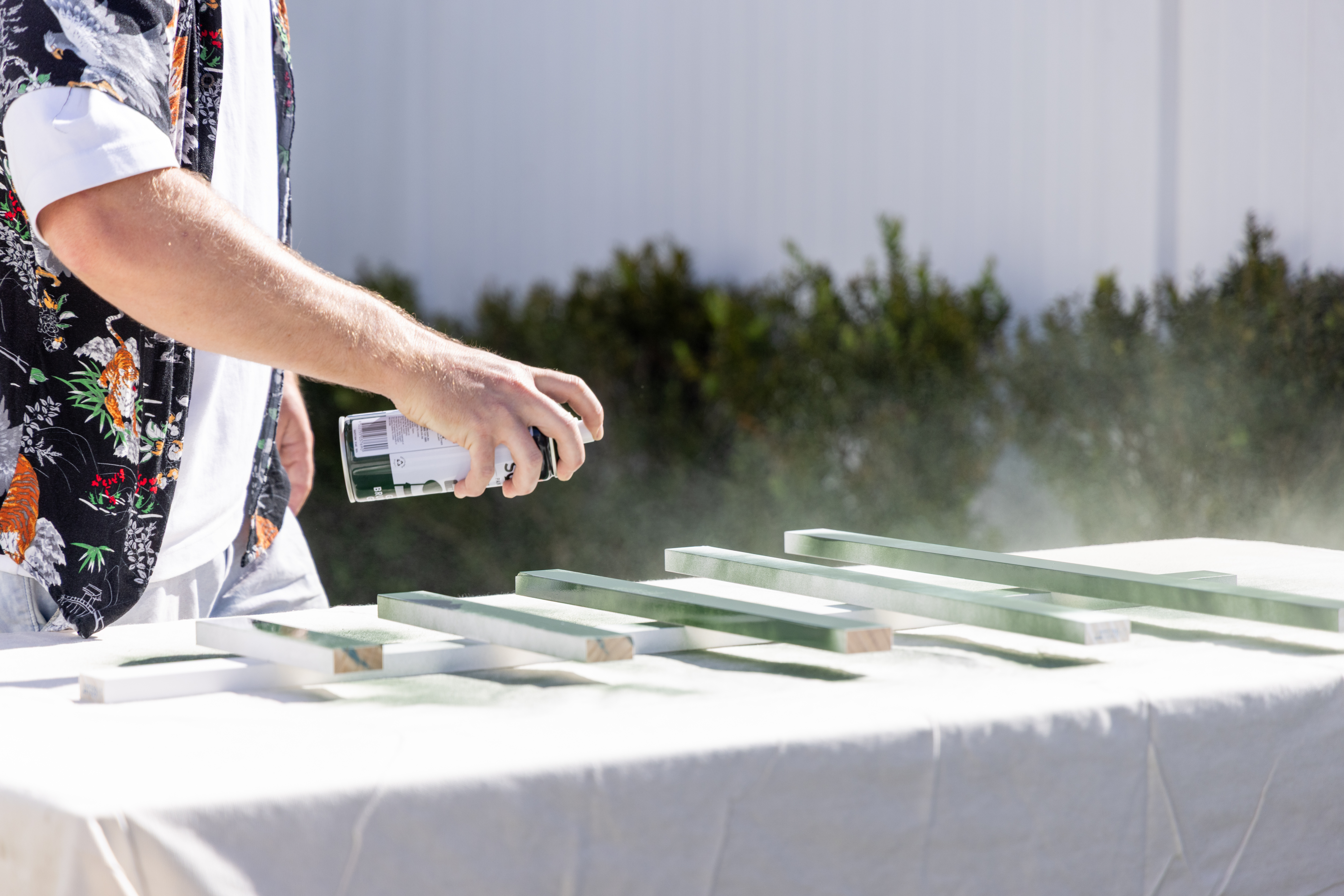 DIY Wooden Christmas Tree with White Knight Squirts