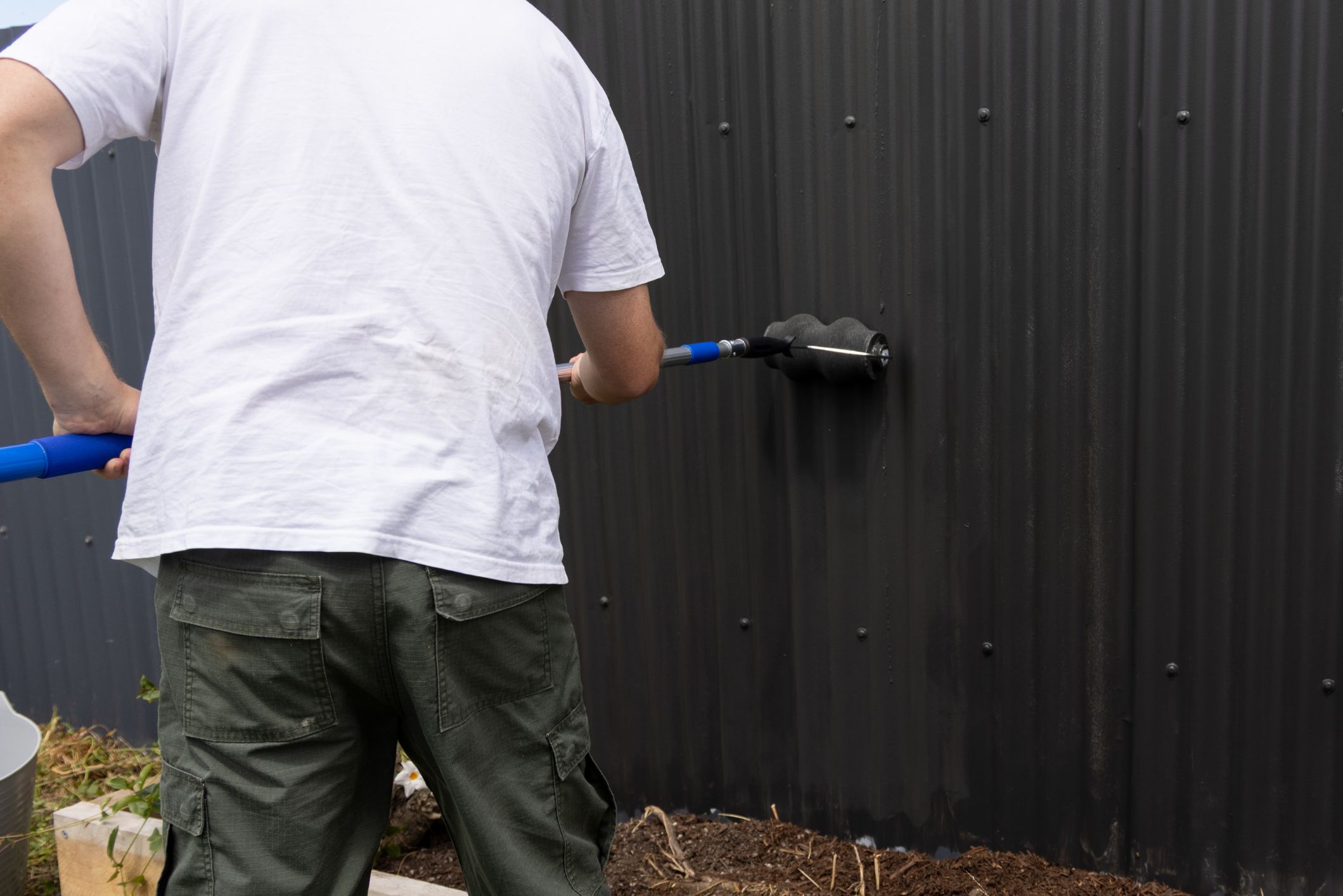 How to Paint a Metal Fence and Protect it from Rust